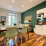 #cd L' Aine Jean Jaures Tramway A B And E T3 Equipe Apartman